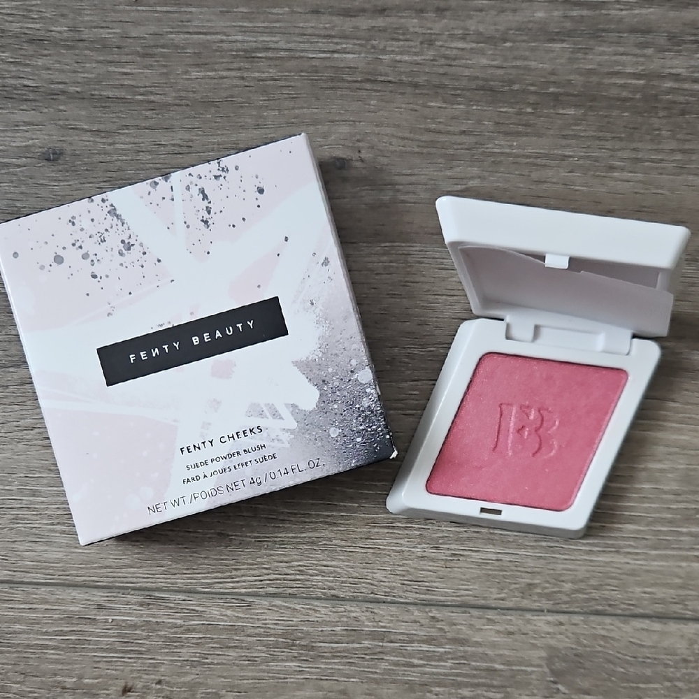 Fenty Beauty Fenty Cheeks Suede Powder Blush Color Riri